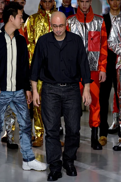 Look 39